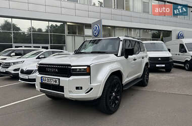 Внедорожник / Кроссовер Toyota Land Cruiser Prado 2025 в Киеве