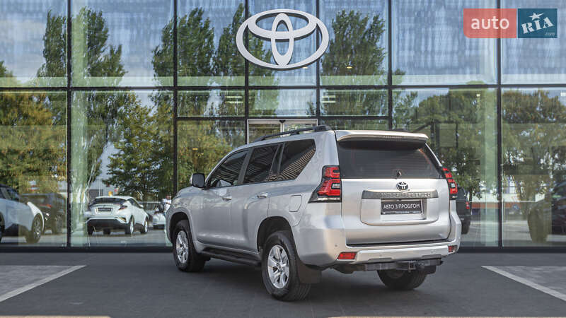 Внедорожник / Кроссовер Toyota Land Cruiser Prado 2019 в Днепре