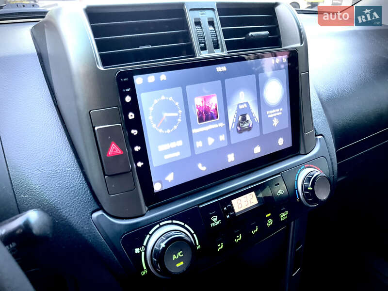 Позашляховик / Кросовер Toyota Land Cruiser Prado 2011 в Києві фото 13 Позашляховик / Кросовер Toyota Land Cruiser Prado 2011 в Києві