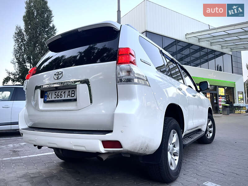 Позашляховик / Кросовер Toyota Land Cruiser Prado 2011 в Києві фото 25 Позашляховик / Кросовер Toyota Land Cruiser Prado 2011 в Києві