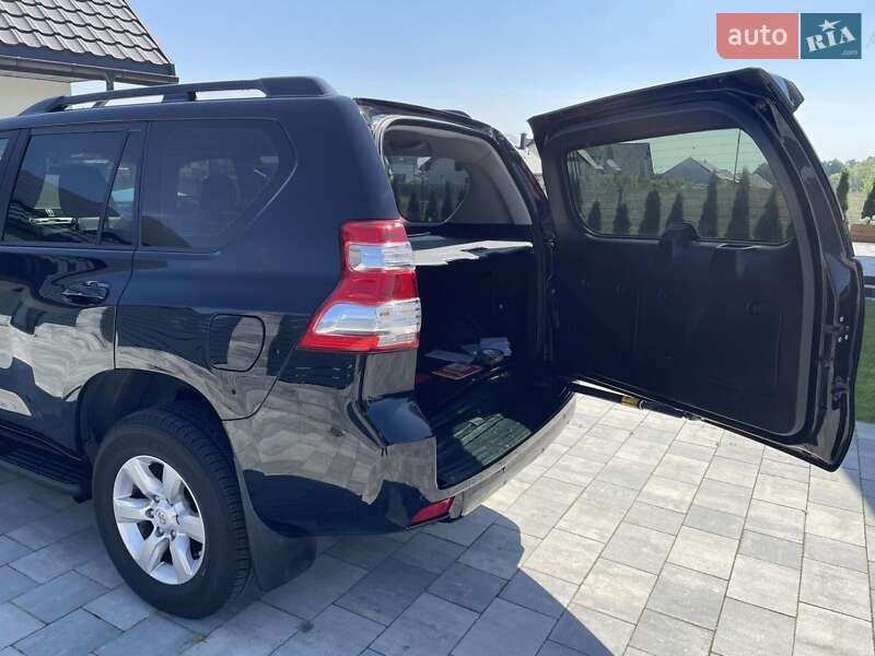 Внедорожник / Кроссовер Toyota Land Cruiser Prado 2016 в Виннице фото 5 Внедорожник / Кроссовер Toyota Land Cruiser Prado 2016 в Виннице