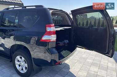 Внедорожник / Кроссовер Toyota Land Cruiser Prado 2016 в 