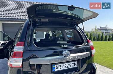 Внедорожник / Кроссовер Toyota Land Cruiser Prado 2016 в 