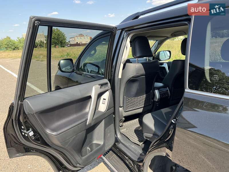 Внедорожник / Кроссовер Toyota Land Cruiser Prado 2022 в Полтаве фото 29 Внедорожник / Кроссовер Toyota Land Cruiser Prado 2022 в Полтаве