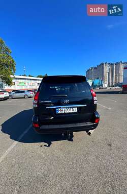 Внедорожник / Кроссовер Toyota Land Cruiser Prado 2007 в 