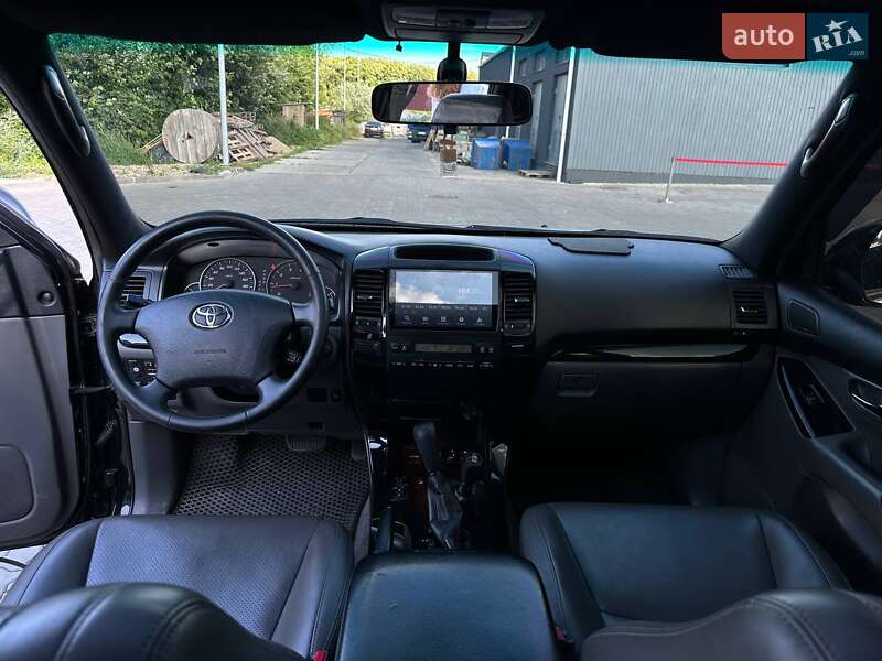 Внедорожник / Кроссовер Toyota Land Cruiser Prado 2006 в Стрые