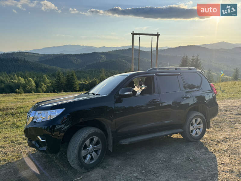 Внедорожник / Кроссовер Toyota Land Cruiser Prado 2018 в Кривом Роге фото 4 Внедорожник / Кроссовер Toyota Land Cruiser Prado 2018 в Кривом Роге