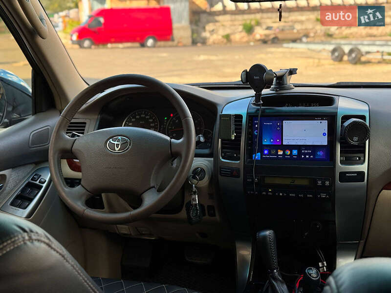 Внедорожник / Кроссовер Toyota Land Cruiser Prado 2006 в Киеве фото 31 Внедорожник / Кроссовер Toyota Land Cruiser Prado 2006 в Киеве