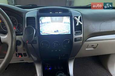 Внедорожник / Кроссовер Toyota Land Cruiser Prado 2004 в 