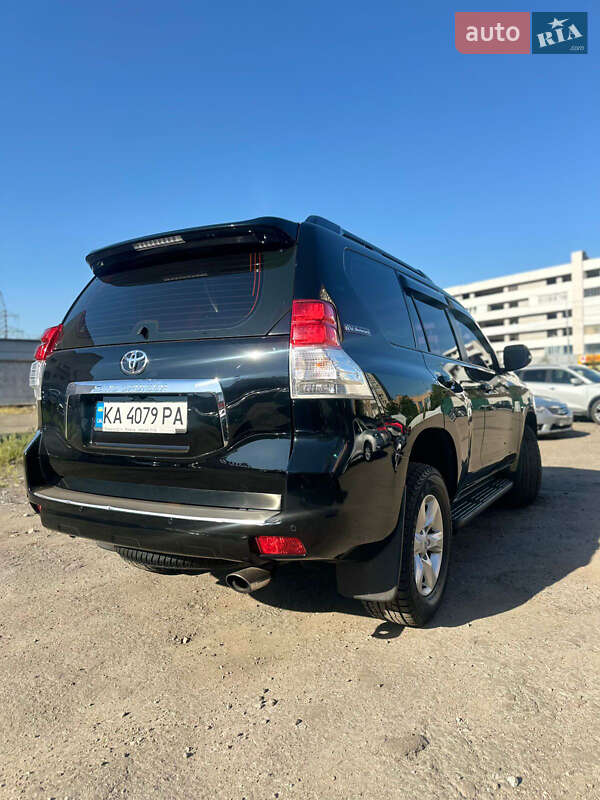 Внедорожник / Кроссовер Toyota Land Cruiser Prado 2013 в Киеве