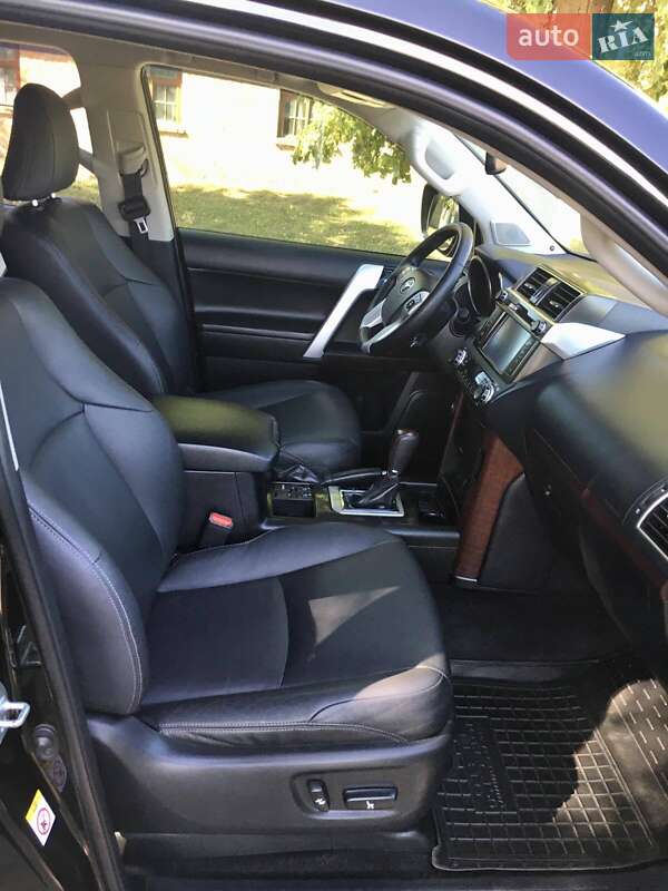 Внедорожник / Кроссовер Toyota Land Cruiser Prado 2014 в Гатном фото 16 Внедорожник / Кроссовер Toyota Land Cruiser Prado 2014 в Гатном