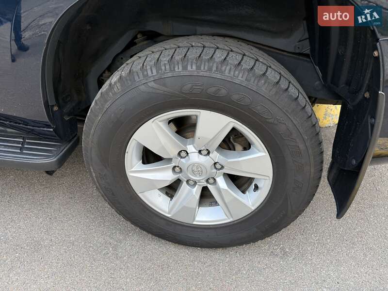 Внедорожник / Кроссовер Toyota Land Cruiser Prado 2017 в Киеве
