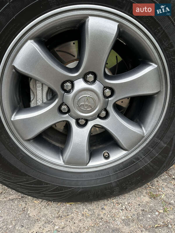 Внедорожник / Кроссовер Toyota Land Cruiser Prado 2007 в Киеве