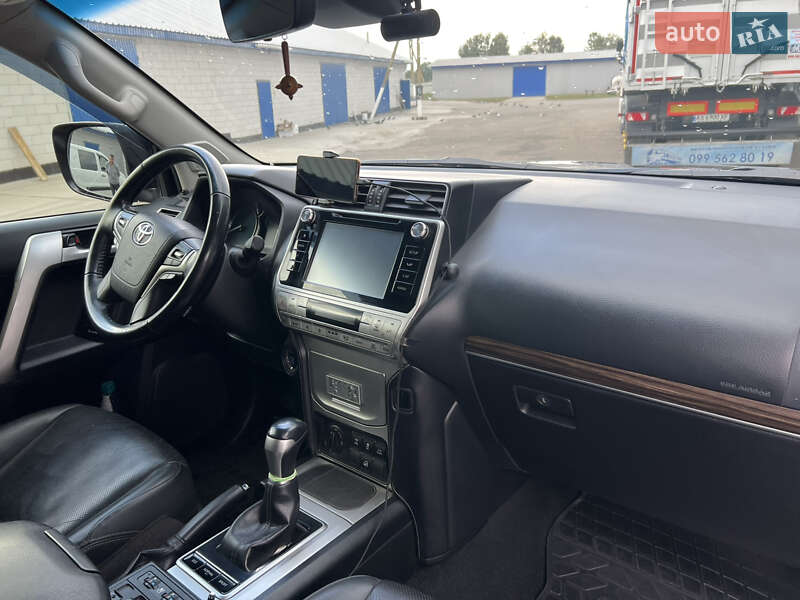 Внедорожник / Кроссовер Toyota Land Cruiser Prado 2020 в Броварах