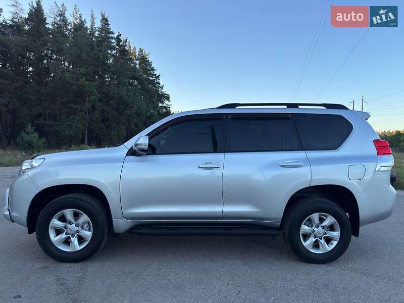 Внедорожник / Кроссовер Toyota Land Cruiser Prado 2011 в Ахтырке фото 14 Внедорожник / Кроссовер Toyota Land Cruiser Prado 2011 в Ахтырке