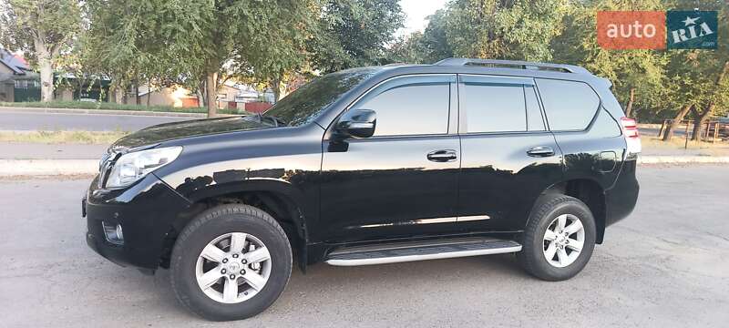 Внедорожник / Кроссовер Toyota Land Cruiser Prado 2010 в Николаеве