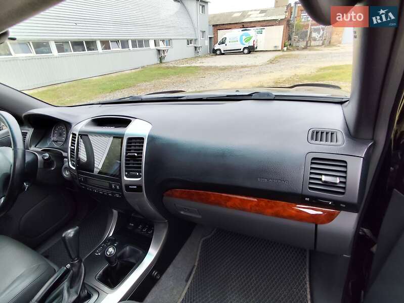 Внедорожник / Кроссовер Toyota Land Cruiser Prado 2007 в Харькове