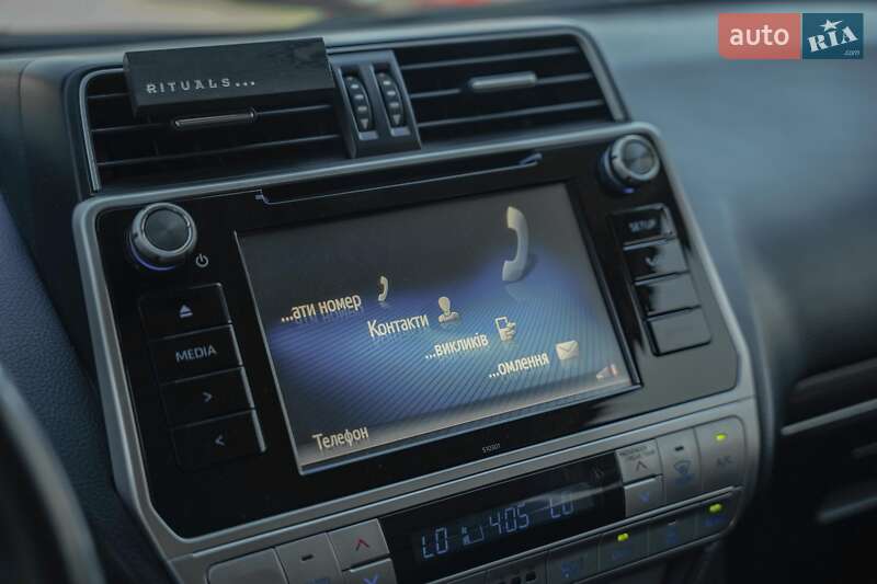 Внедорожник / Кроссовер Toyota Land Cruiser Prado 2020 в Черновцах