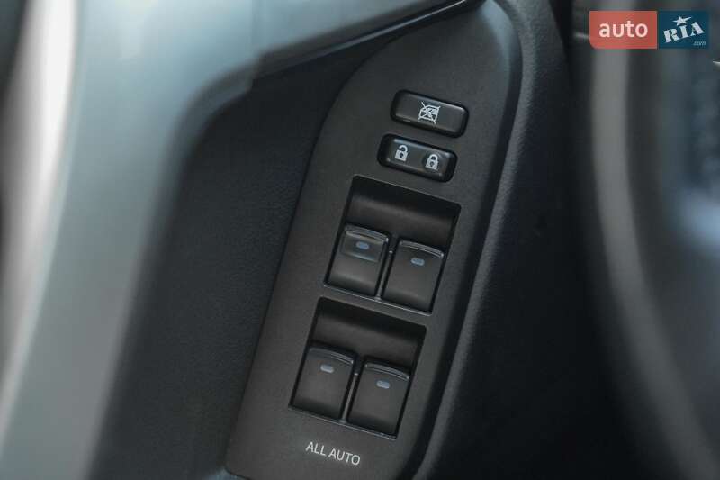 Внедорожник / Кроссовер Toyota Land Cruiser Prado 2020 в Черновцах