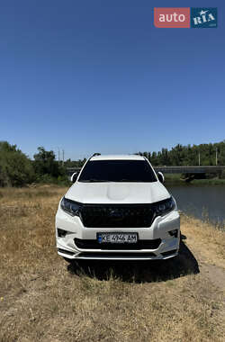 Внедорожник / Кроссовер Toyota Land Cruiser Prado 2015 в 