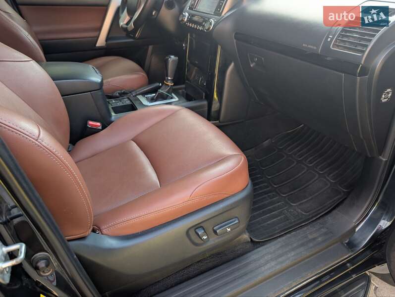 Внедорожник / Кроссовер Toyota Land Cruiser Prado 2016 в Тульчине фото 15 Внедорожник / Кроссовер Toyota Land Cruiser Prado 2016 в Тульчине