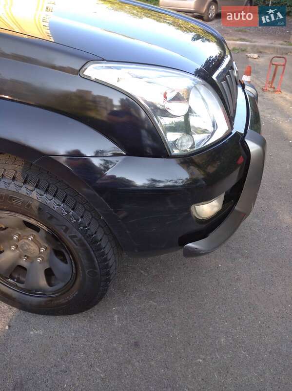Позашляховик / Кросовер Toyota Land Cruiser Prado 2005 в Києві
