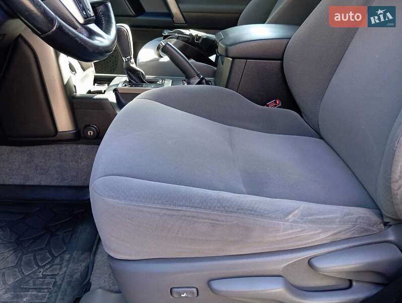 Внедорожник / Кроссовер Toyota Land Cruiser Prado 2012 в Киеве фото 25 Внедорожник / Кроссовер Toyota Land Cruiser Prado 2012 в Киеве