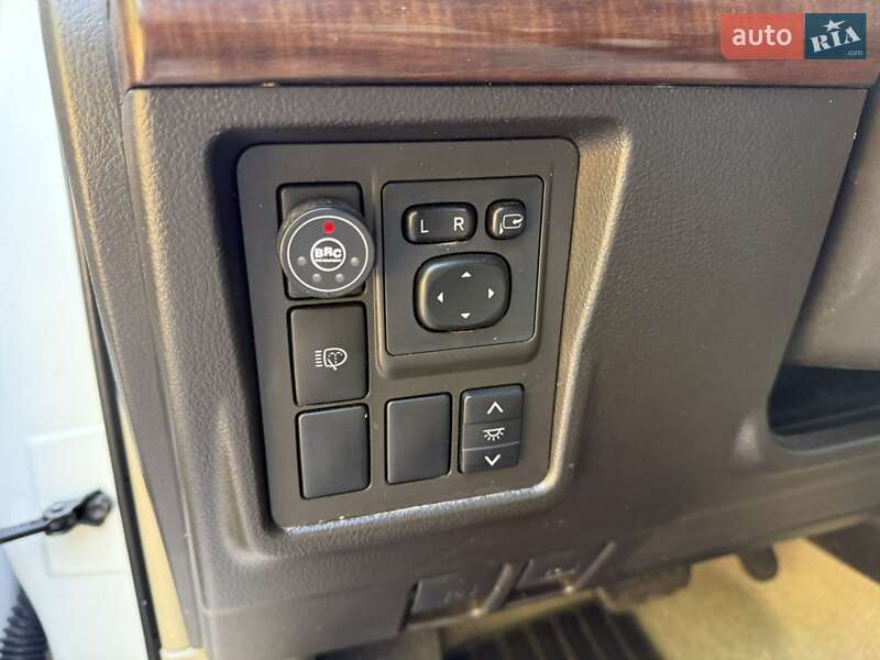 Внедорожник / Кроссовер Toyota Land Cruiser Prado 2010 в Киеве фото 17 Внедорожник / Кроссовер Toyota Land Cruiser Prado 2010 в Киеве