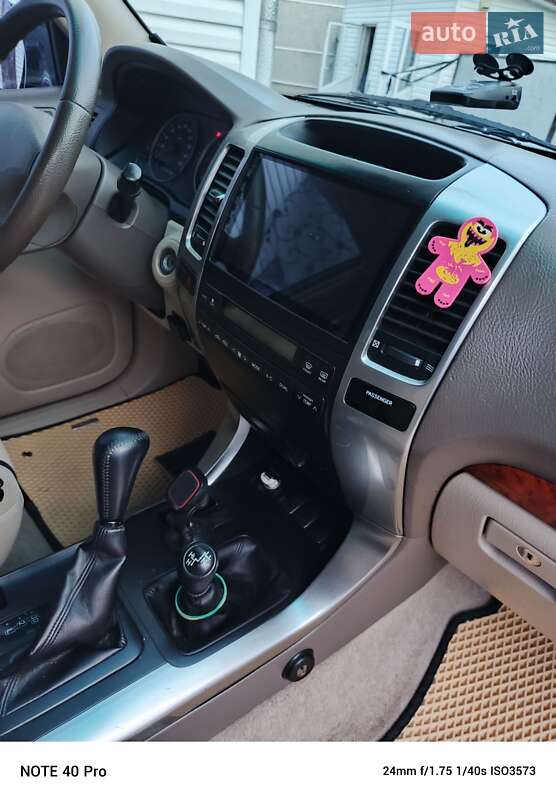 Внедорожник / Кроссовер Toyota Land Cruiser Prado 2006 в Косове фото 4 Внедорожник / Кроссовер Toyota Land Cruiser Prado 2006 в Косове