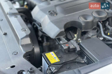 Позашляховик / Кросовер Toyota Land Cruiser Prado 2019 в 