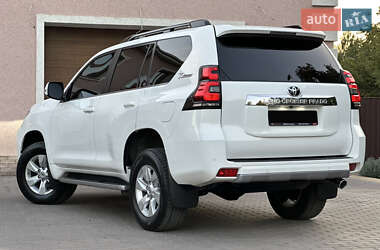 Позашляховик / Кросовер Toyota Land Cruiser Prado 2019 в 