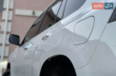 Позашляховик / Кросовер Toyota Land Cruiser Prado 2019 в 