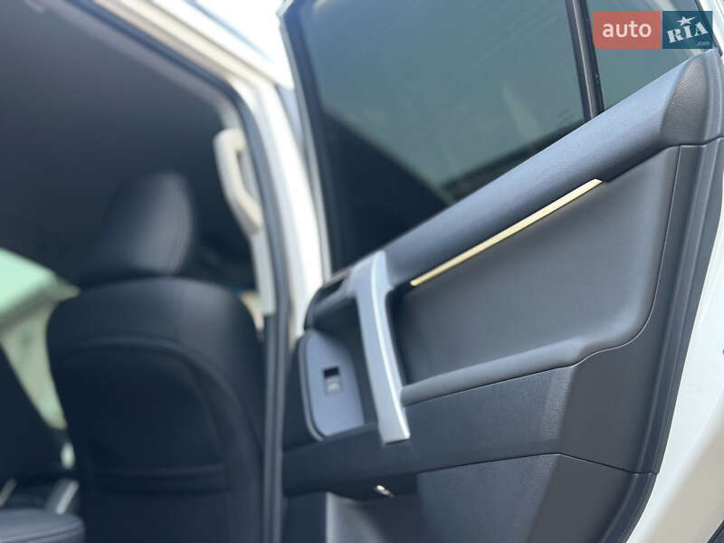 Позашляховик / Кросовер Toyota Land Cruiser Prado 2019 в Вінниці фото 97 Позашляховик / Кросовер Toyota Land Cruiser Prado 2019 в Вінниці