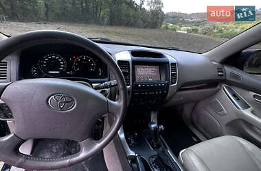 Внедорожник / Кроссовер Toyota Land Cruiser Prado 2006 в 