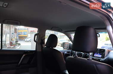 Внедорожник / Кроссовер Toyota Land Cruiser Prado 2013 в 
