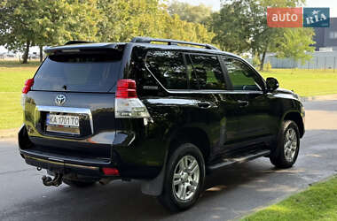 Внедорожник / Кроссовер Toyota Land Cruiser Prado 2012 в 