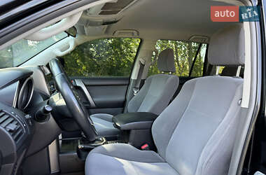 Внедорожник / Кроссовер Toyota Land Cruiser Prado 2012 в 