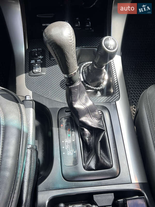 Позашляховик / Кросовер Toyota Land Cruiser Prado 2006 в Києві