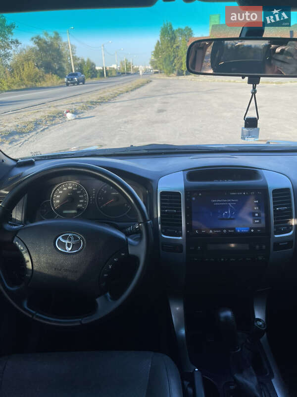 Позашляховик / Кросовер Toyota Land Cruiser Prado 2005 в Харкові