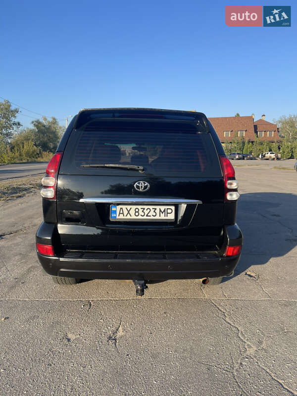 Позашляховик / Кросовер Toyota Land Cruiser Prado 2005 в Харкові