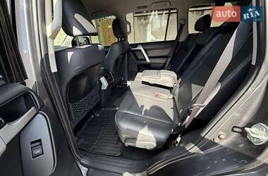 Внедорожник / Кроссовер Toyota Land Cruiser Prado 2018 в 
