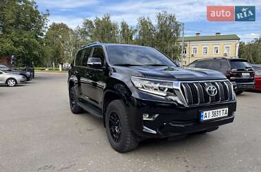 Позашляховик / Кросовер Toyota Land Cruiser Prado 2021 в  фото 2 Позашляховик / Кросовер Toyota Land Cruiser Prado 2021 в