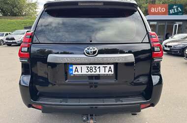 Позашляховик / Кросовер Toyota Land Cruiser Prado 2021 в  фото 8 Позашляховик / Кросовер Toyota Land Cruiser Prado 2021 в