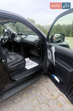Внедорожник / Кроссовер Toyota Land Cruiser Prado 2014 в 
