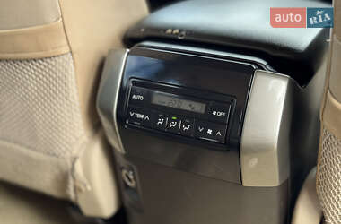 Внедорожник / Кроссовер Toyota Land Cruiser Prado 2010 в 