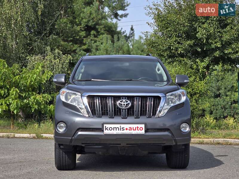Внедорожник / Кроссовер Toyota Land Cruiser Prado 2017 в Хмельницком