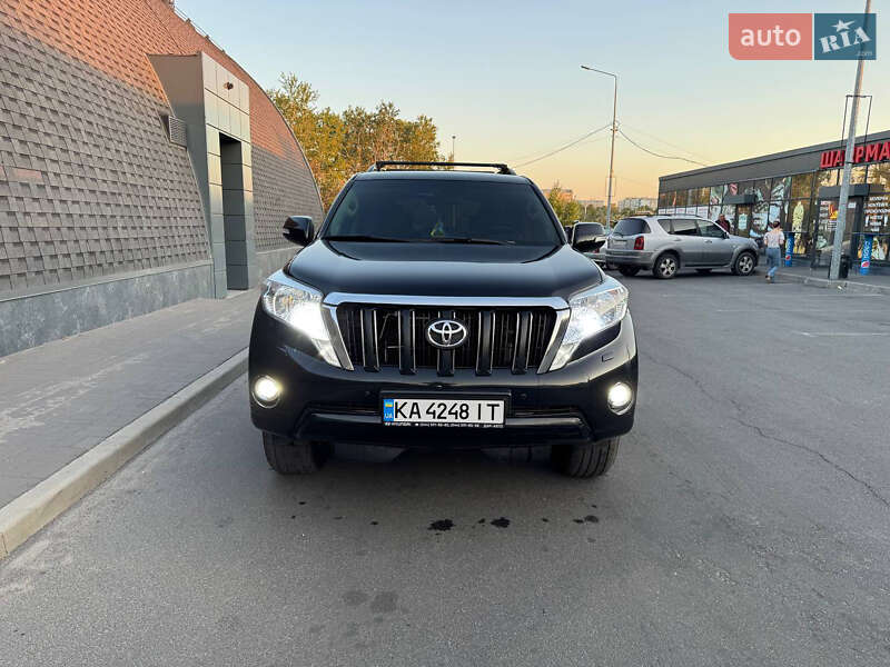 Внедорожник / Кроссовер Toyota Land Cruiser Prado 2016 в Киеве фото 13 Внедорожник / Кроссовер Toyota Land Cruiser Prado 2016 в Киеве