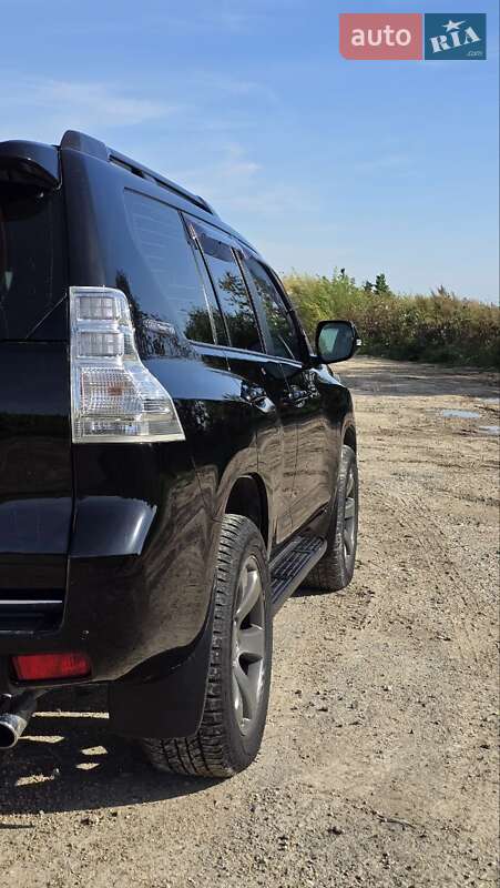 Позашляховик / Кросовер Toyota Land Cruiser Prado 2012 в Чорткові