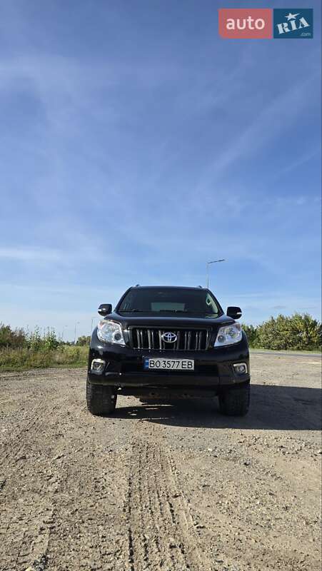 Позашляховик / Кросовер Toyota Land Cruiser Prado 2012 в Чорткові