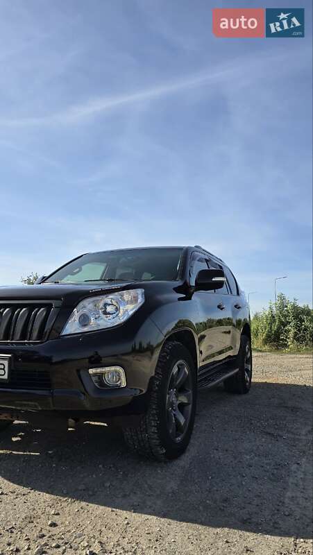 Позашляховик / Кросовер Toyota Land Cruiser Prado 2012 в Чорткові